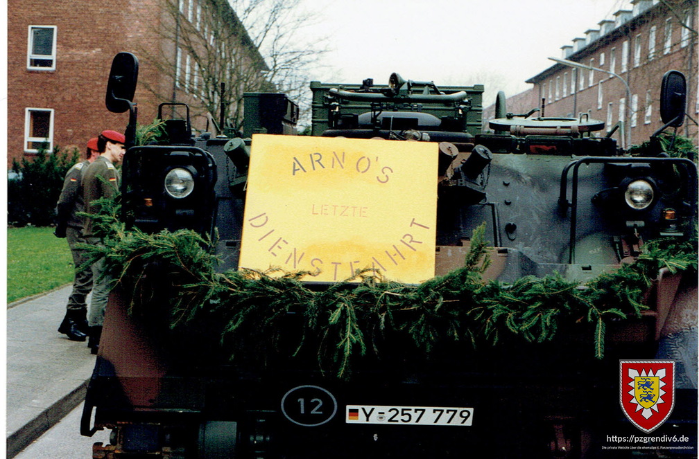 1992-03-27 - Verabschiedung SF Arno Langner (1 Kp - InstZgFhr) (1)