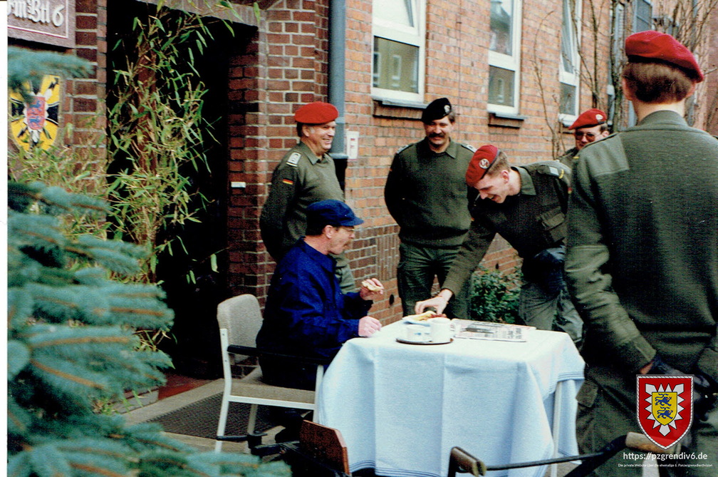 1992-03-27 - Verabschiedung SF Arno Langner (1 Kp - InstZgFhr) (16)