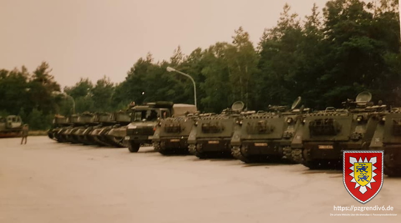 Fahrzeuge der 5. 511 Leo 1A4 und MTW mit Tampella Mörser 120mm