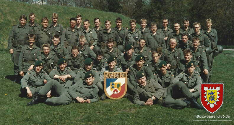 Gruppenbild des gesamten Mörserzuges um 1988