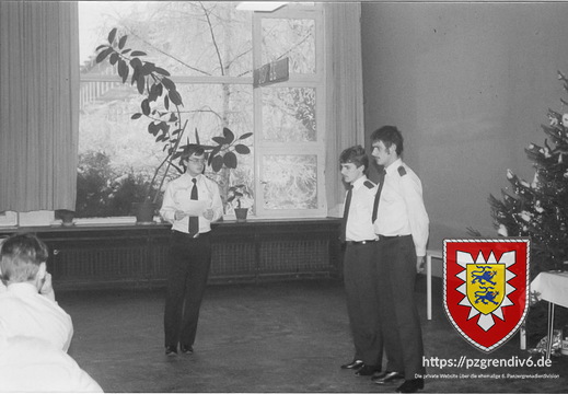 3 66 1981 Weihnachtsfeier und Beförderung 11